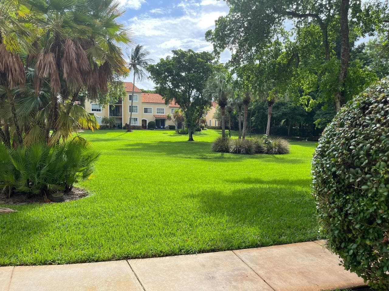 103 Yacht Club Way 101 photo 16