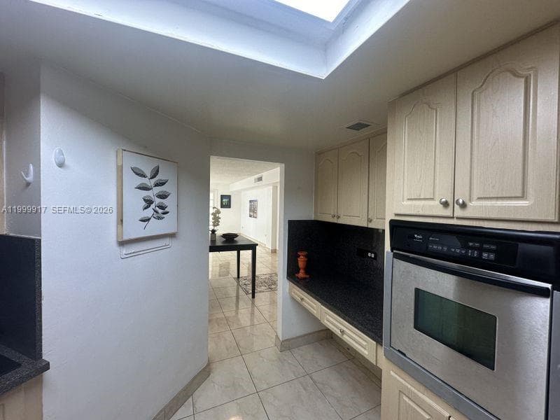 801 Brickell Bay Dr 1971 photo 6