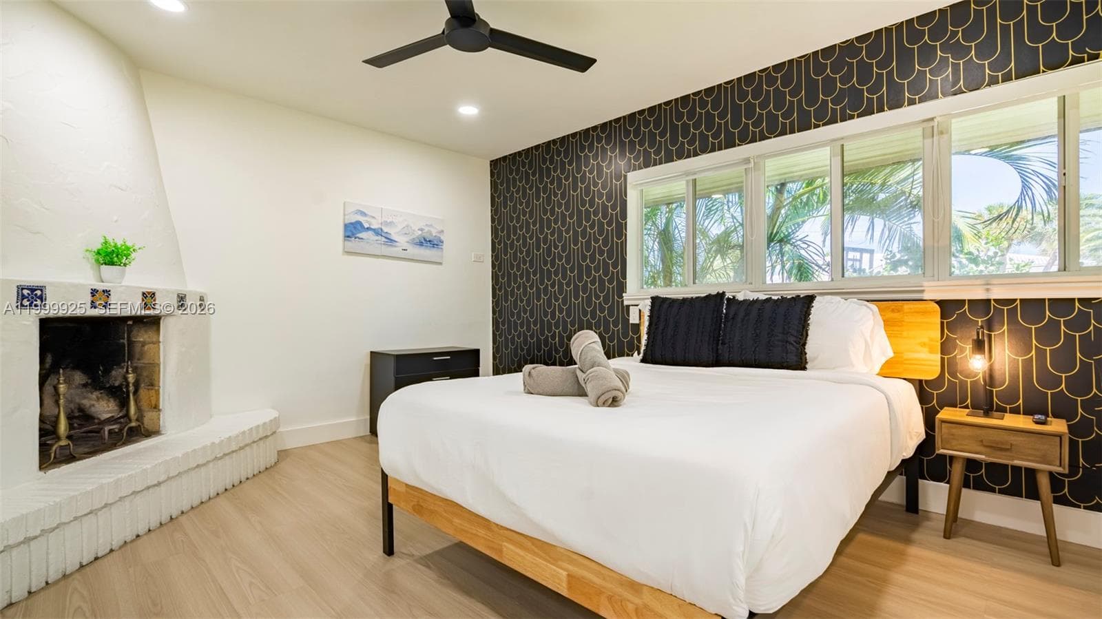 911 Northlake Dr photo 9