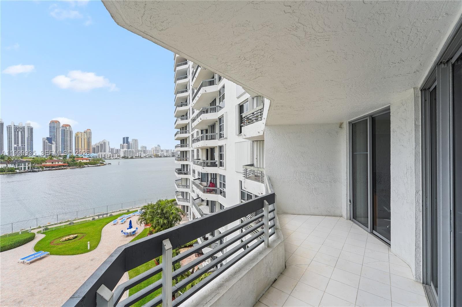 19101 36th Ct 509 photo 15