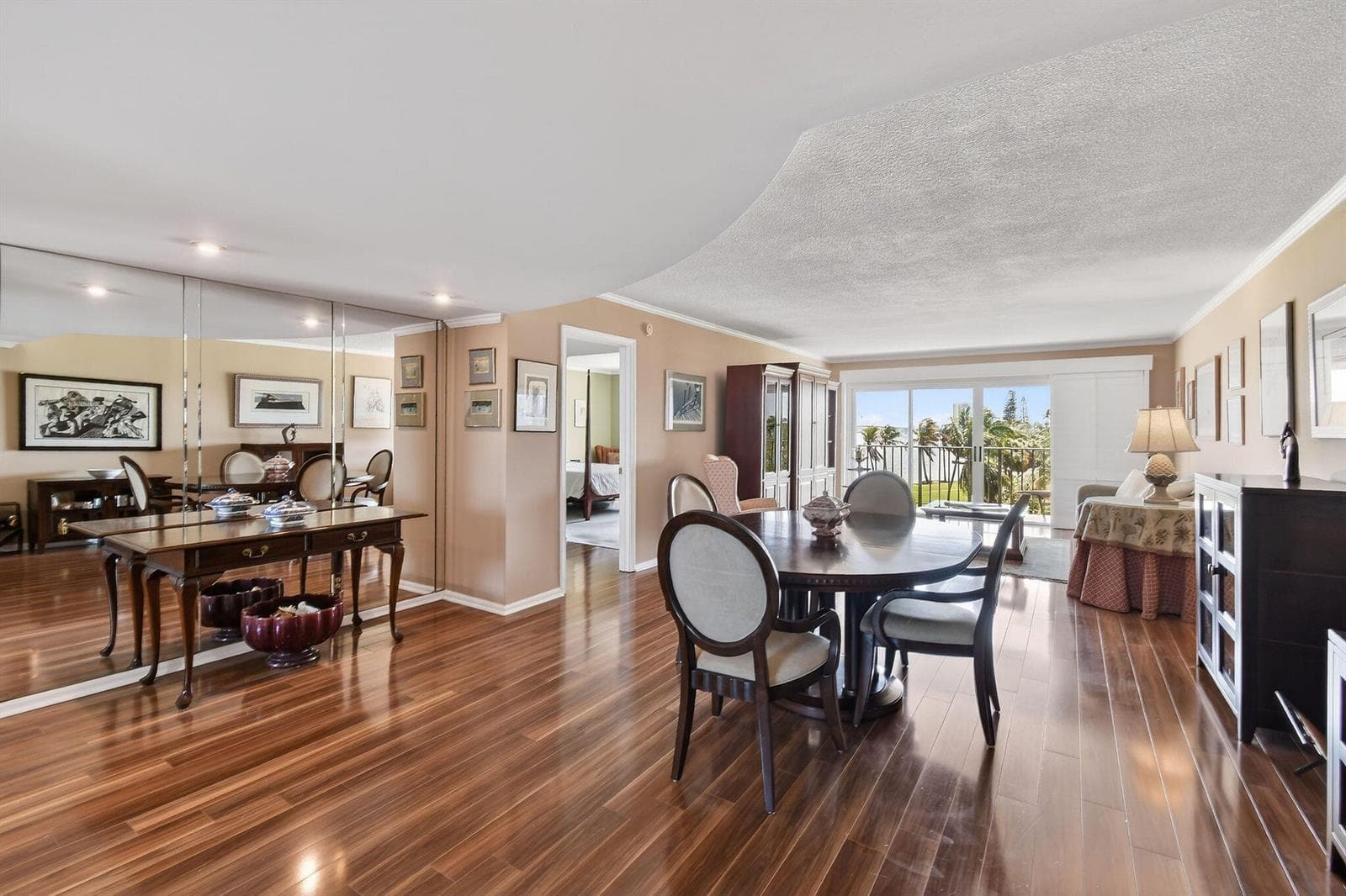 801 Lake Shore Drive 414 photo 6