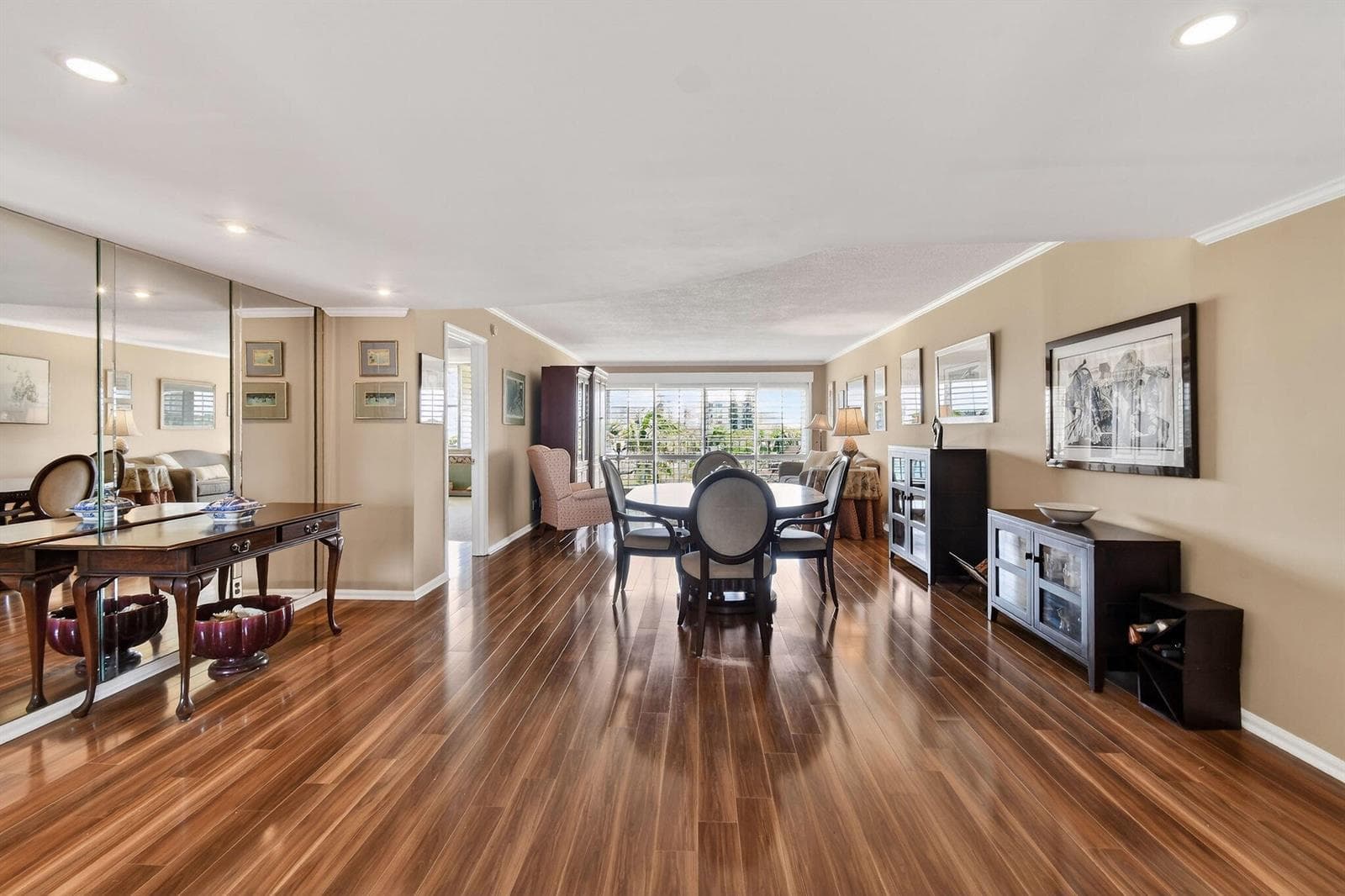 801 Lake Shore Drive 414 photo 7