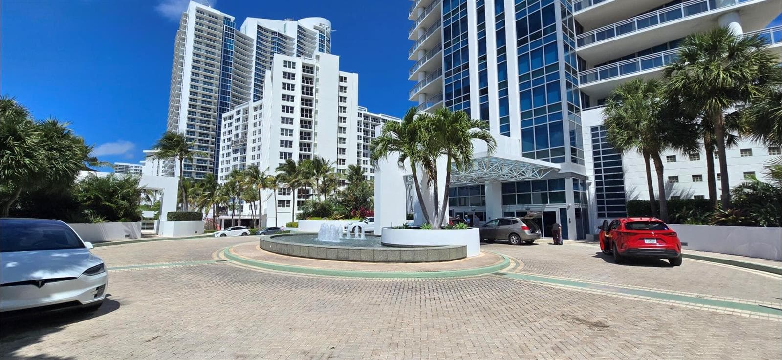3535 S Ocean Drive 506 photo 1