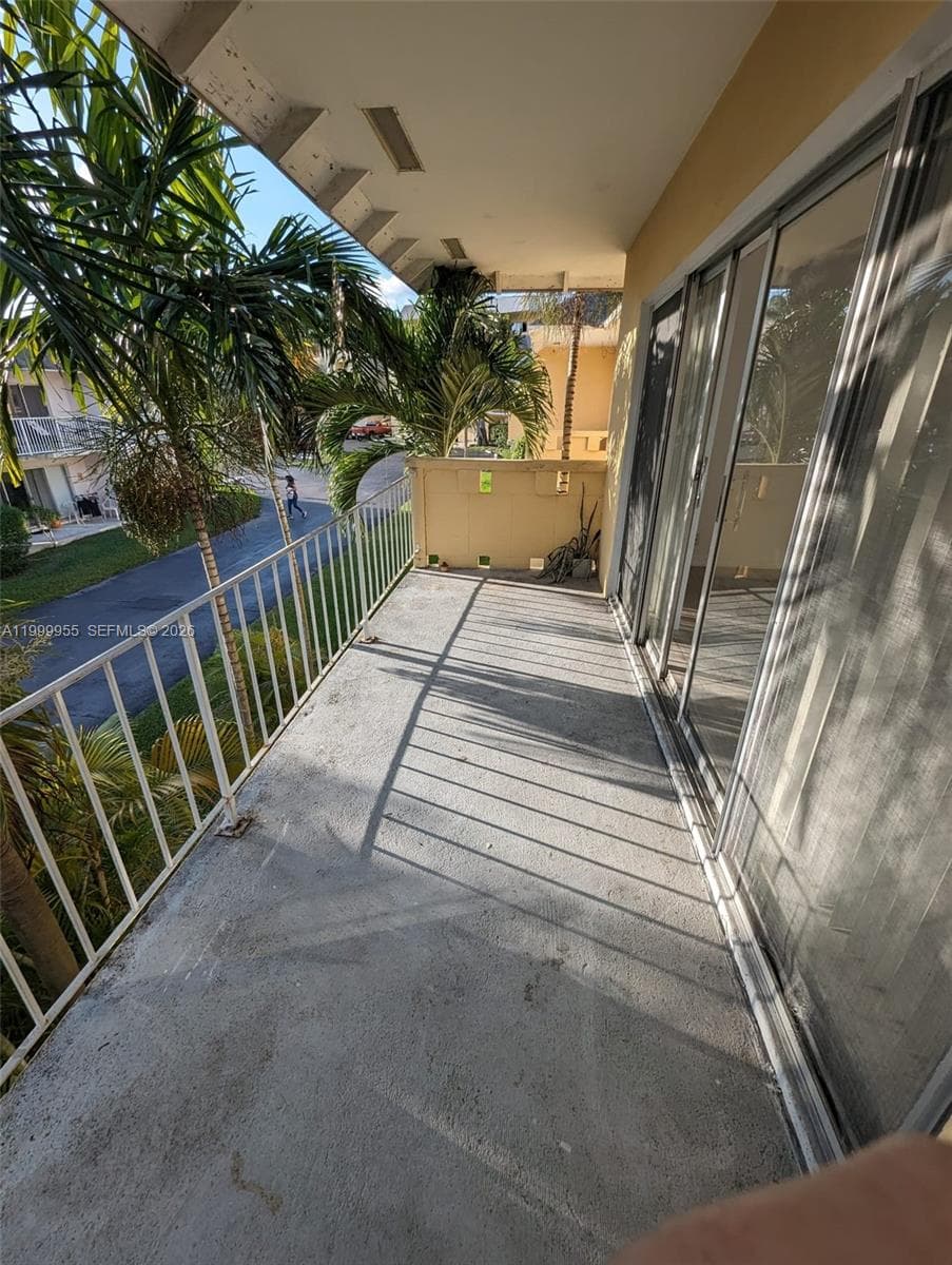7360 SW 82nd St E202 photo 9