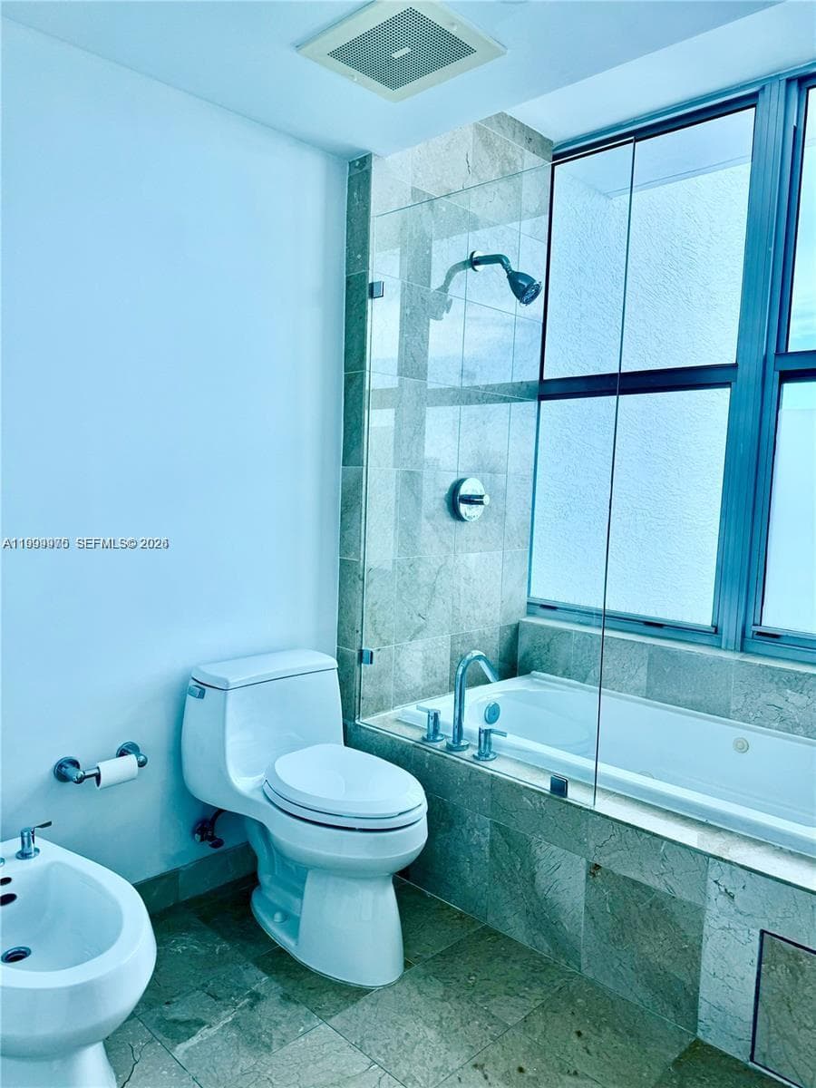 3131 188th St 2-1213 photo 14