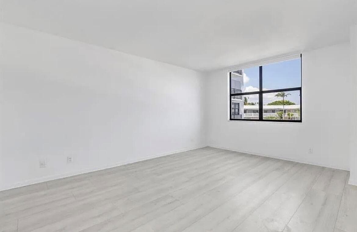 3800 Washington Road 310 photo 2