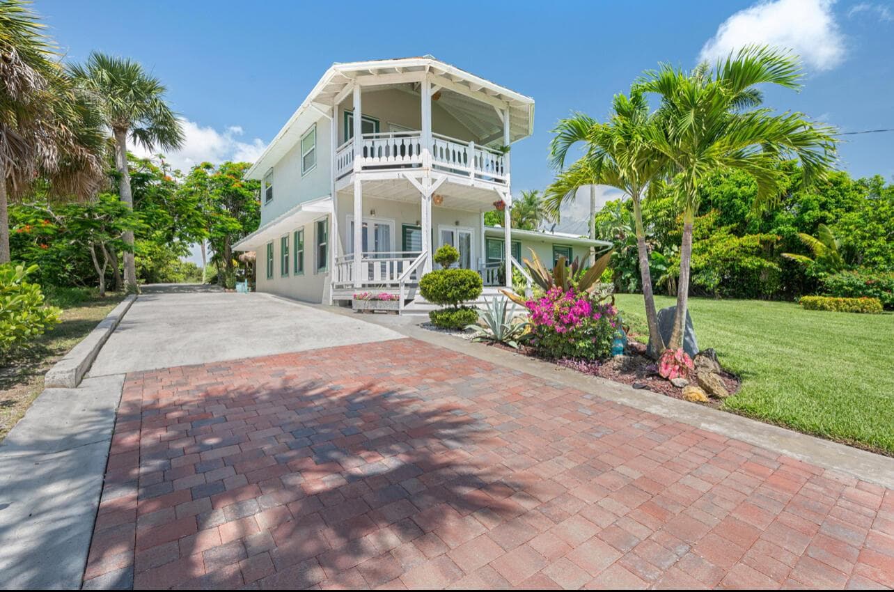 12417 S Indian River Drive photo 2