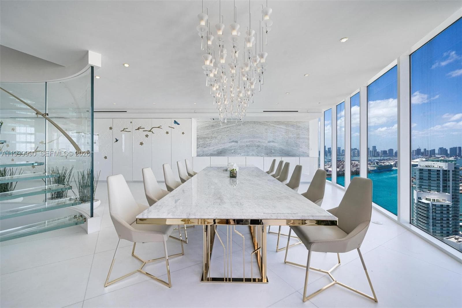 300 Pointe Dr PH-5 photo 21