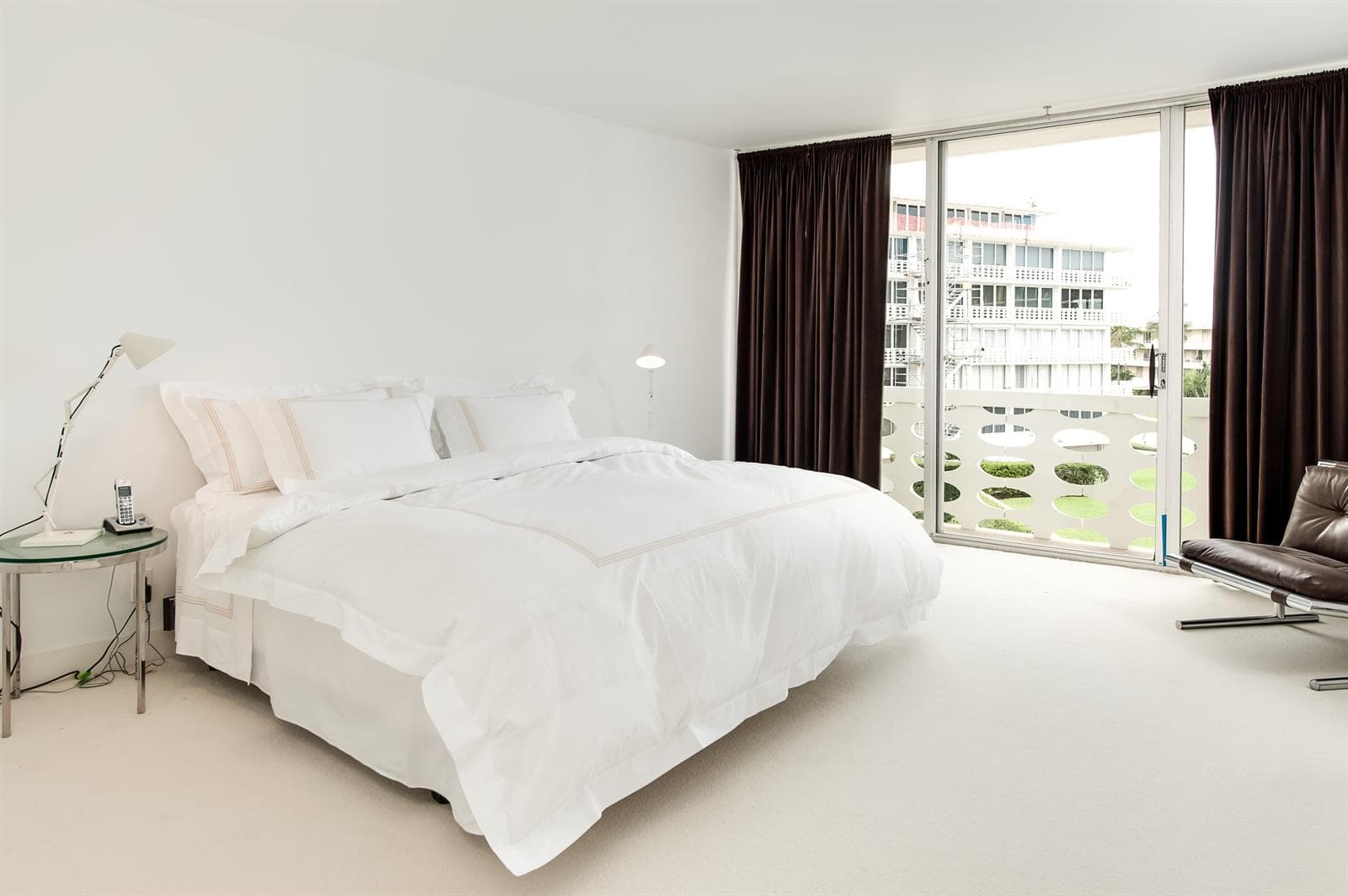 100 Sunrise Avenue 404 photo 6