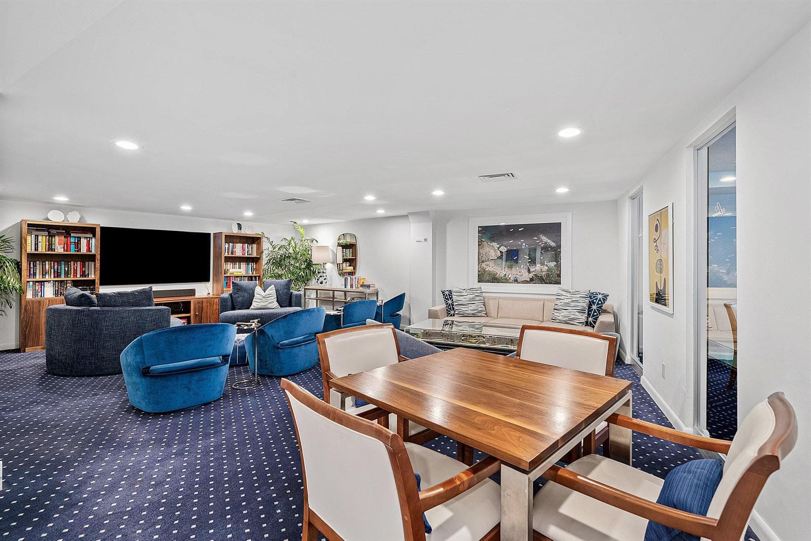 100 Sunrise Avenue 404 photo 13