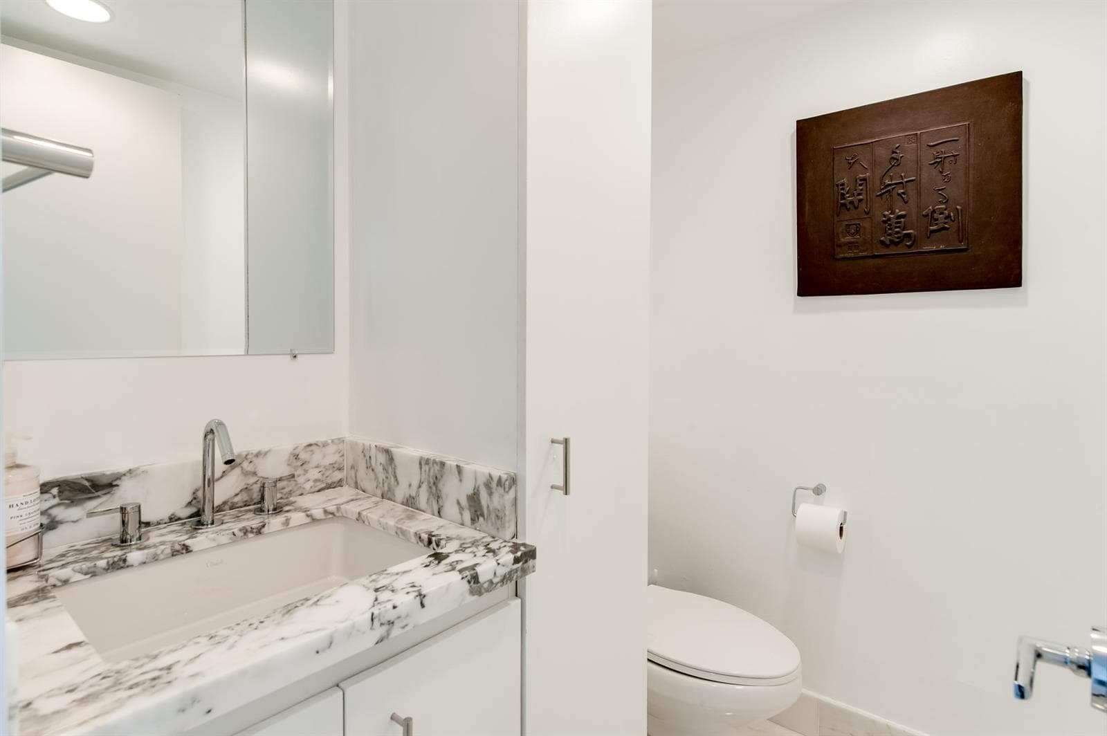 100 Sunrise Avenue 404 photo 8