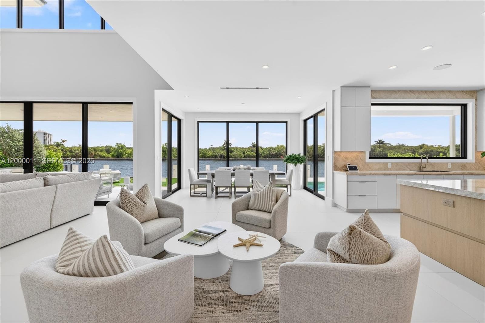 2010 Intracoastal Dr photo 16