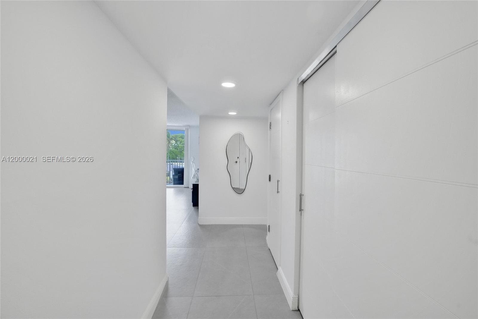 1401 Ocean Dr 302 photo 9