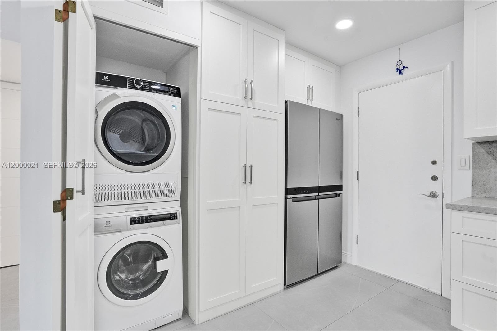 1401 Ocean Dr 302 photo 10