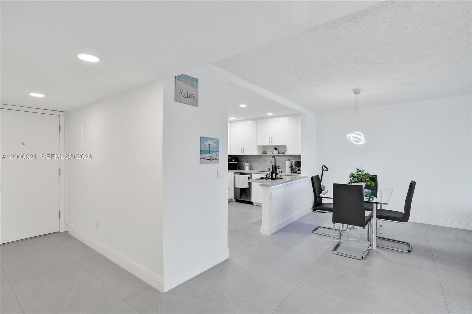 1401 Ocean Dr 302 photo 18