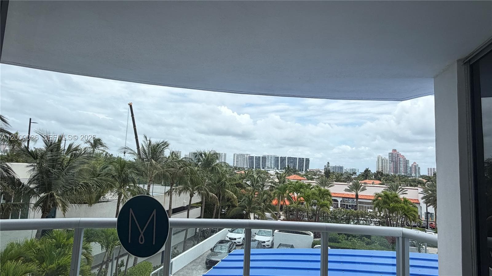 18683 Collins Ave 508 photo 13