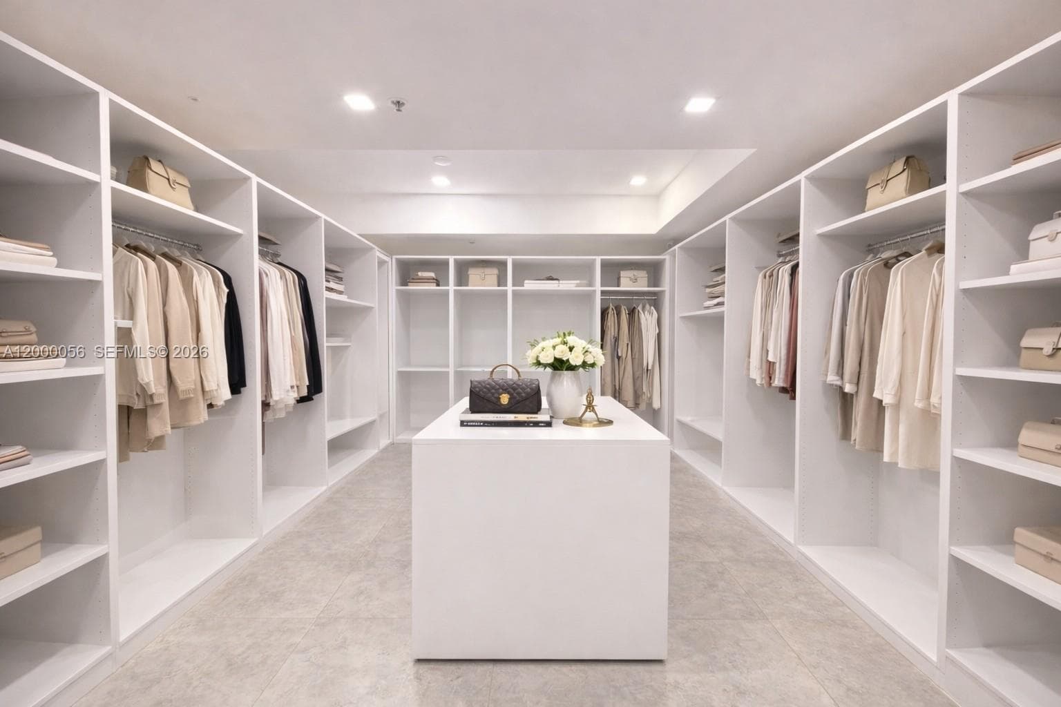 17301 Biscayne Blvd 308 photo 2