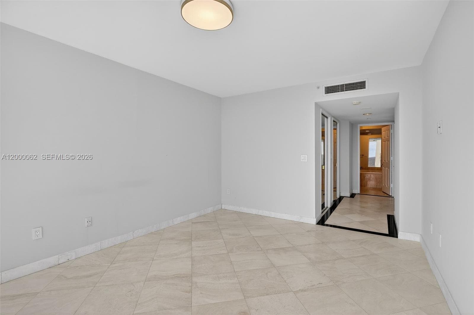 18671 Collins Ave 1702 photo 11