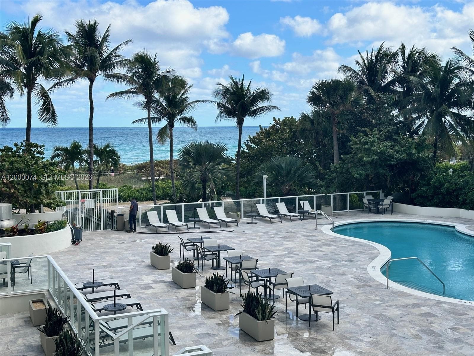 8925 Collins Ave 2J photo 2