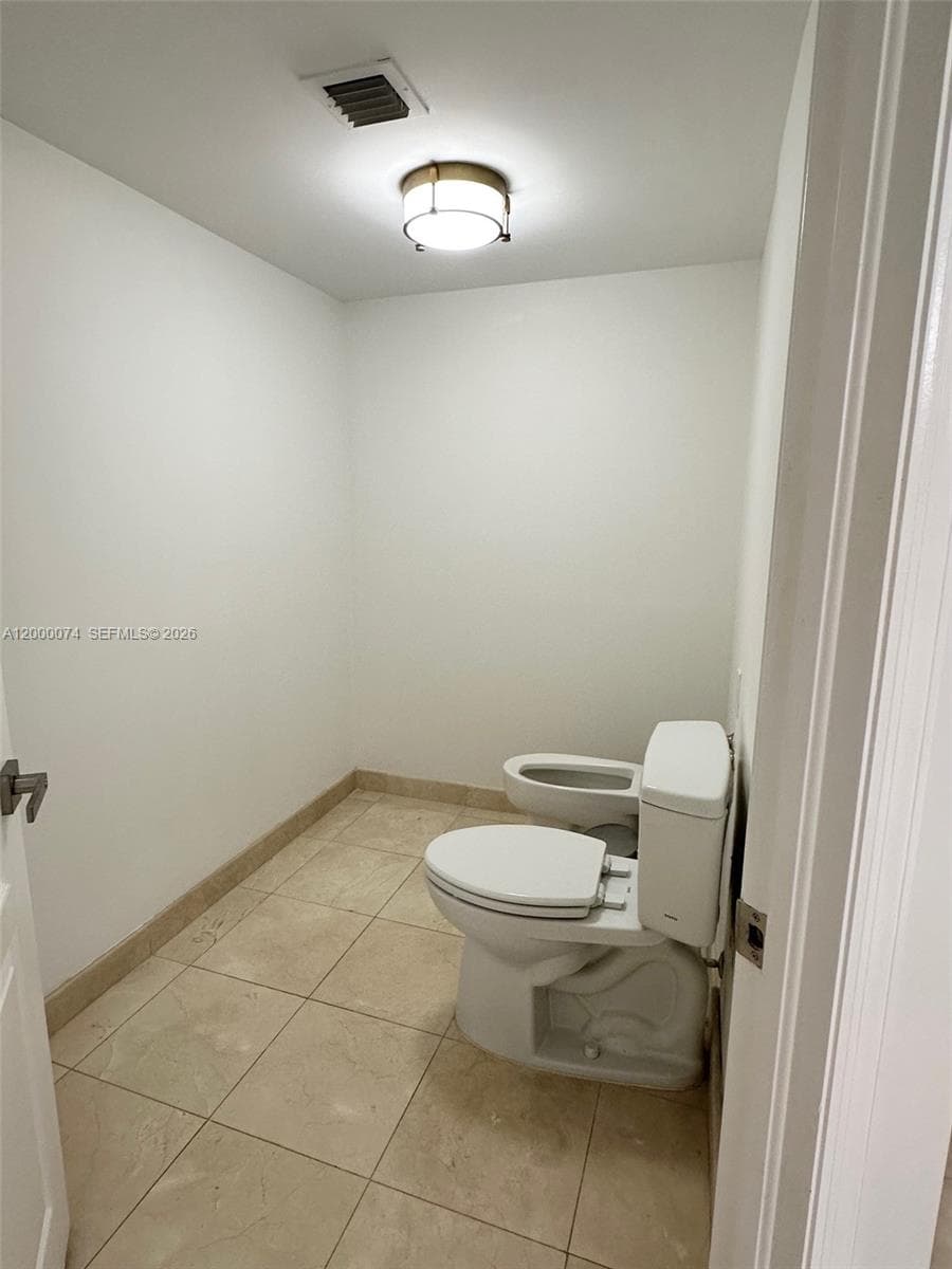 8925 Collins Ave 2J photo 22