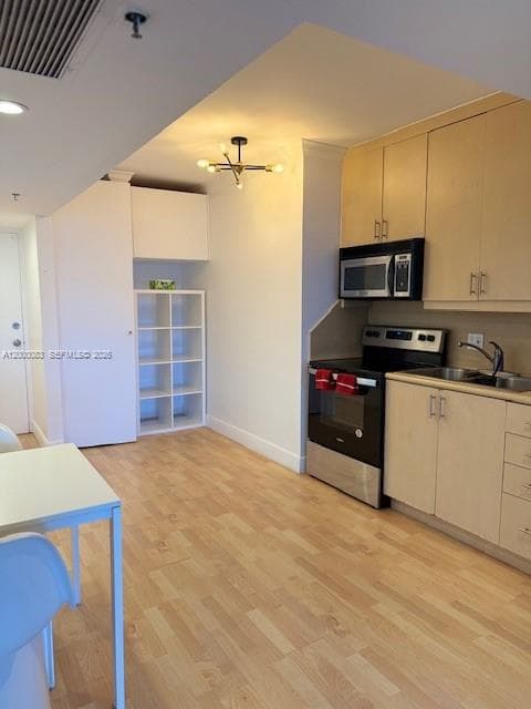 100 Lincoln Rd 615 photo 9