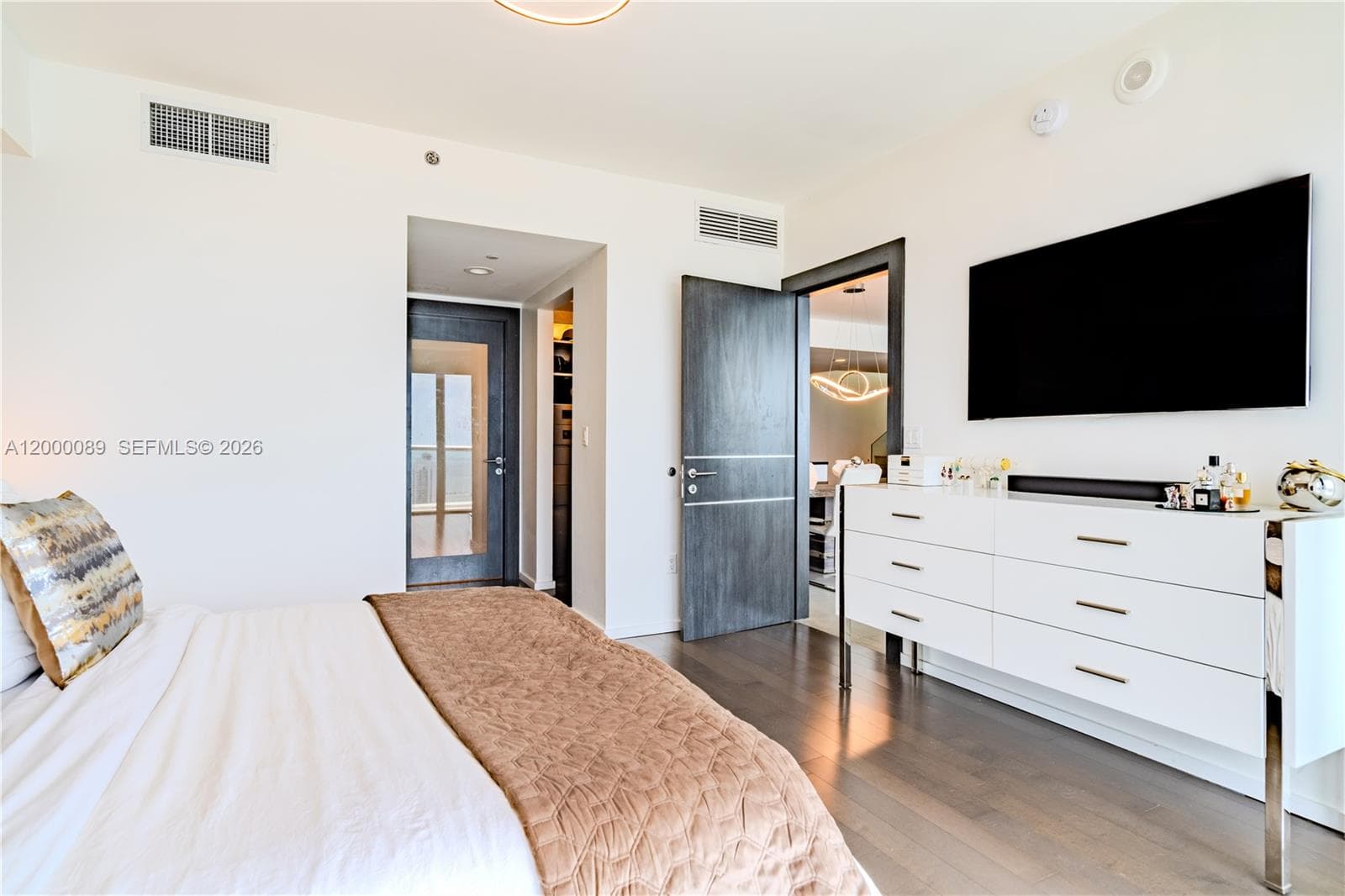 495 Brickell Ave PH-5703 photo 13