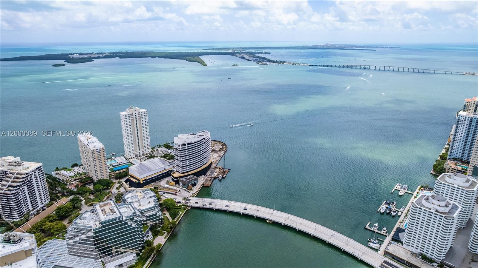 495 Brickell Ave PH-5703 photo 1