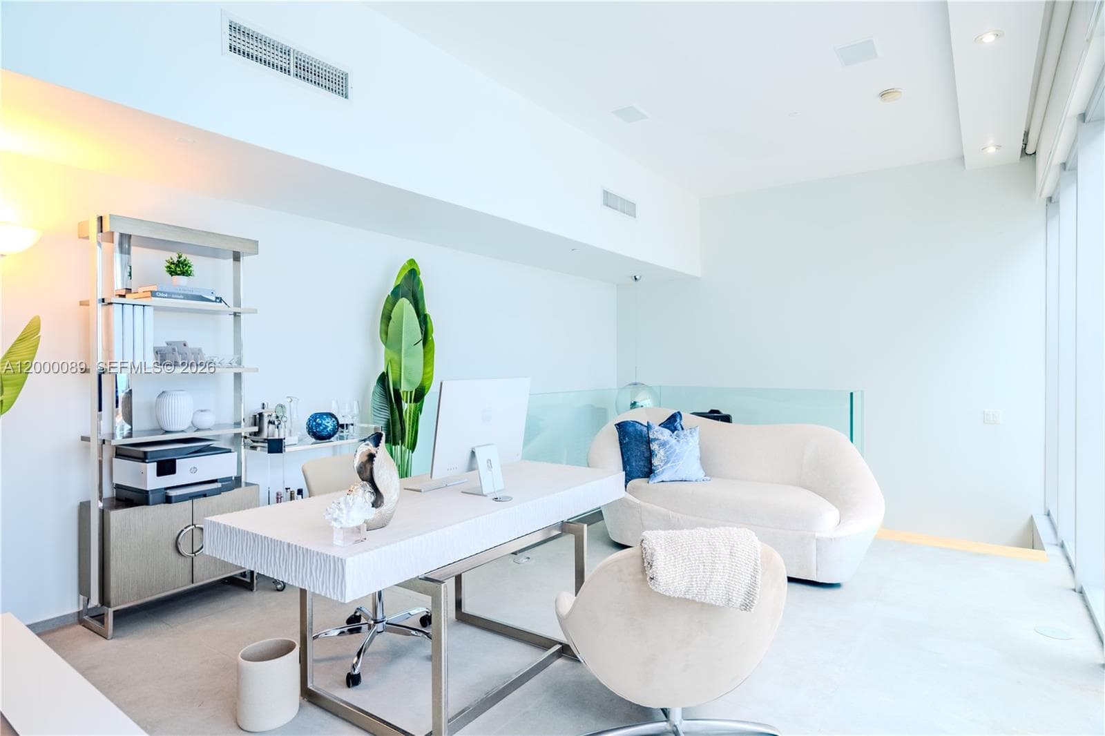 495 Brickell Ave PH-5703 photo 24