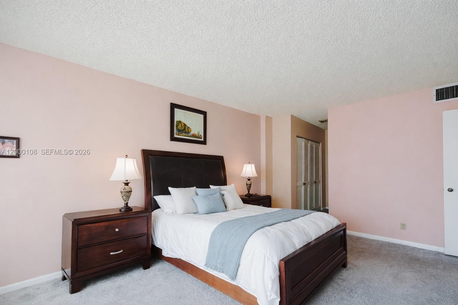 3800 Ocean Dr 409 photo 7