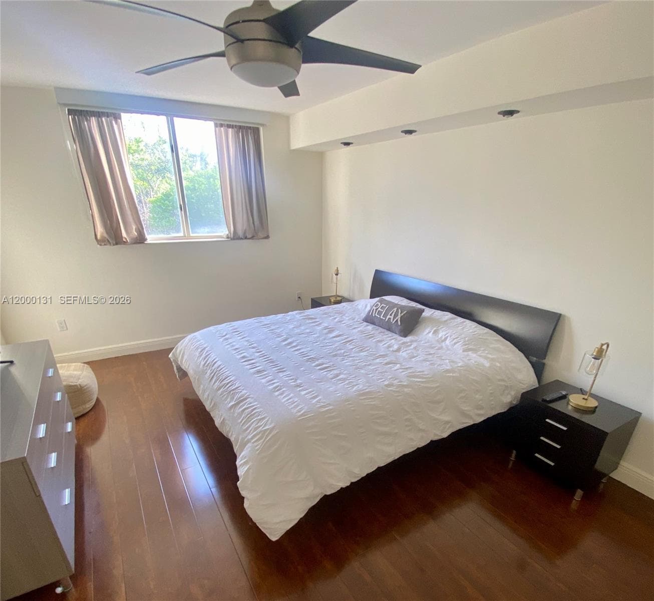 16590 26th Ave 202 photo 11