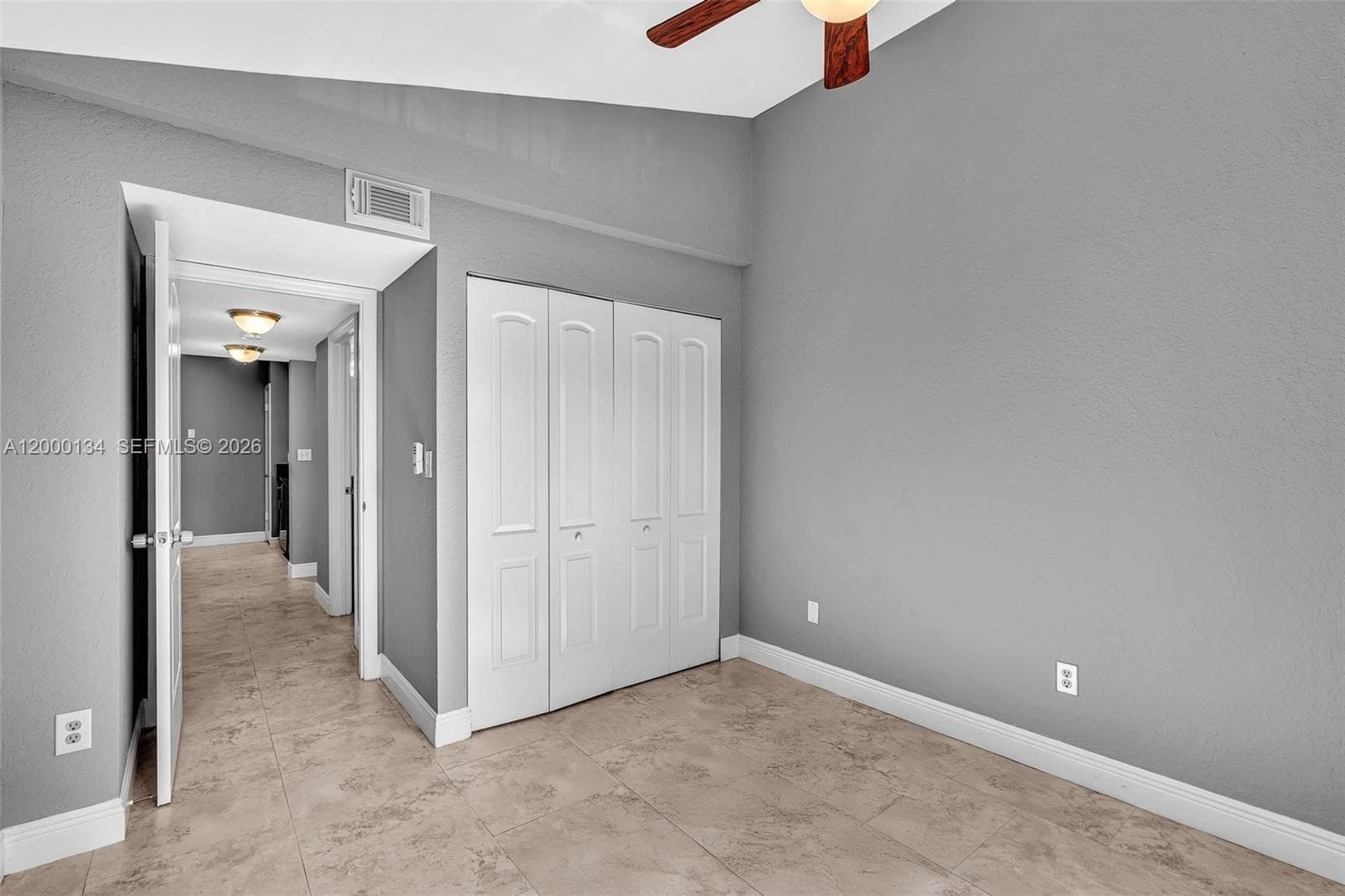 2881 Oakland Forest Dr 212 photo 23