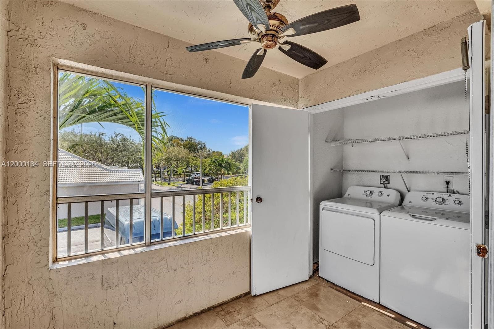 2881 Oakland Forest Dr 212 photo 14