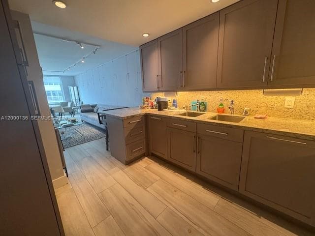 5401 Collins Ave 208 photo 20