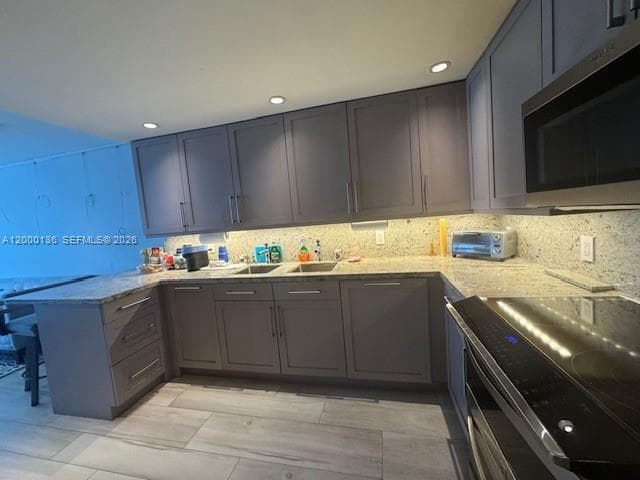 5401 Collins Ave 208 photo 18