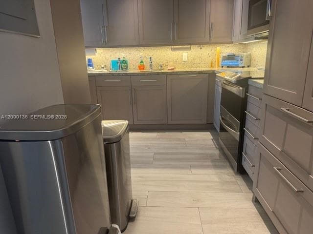 5401 Collins Ave 208 photo 21