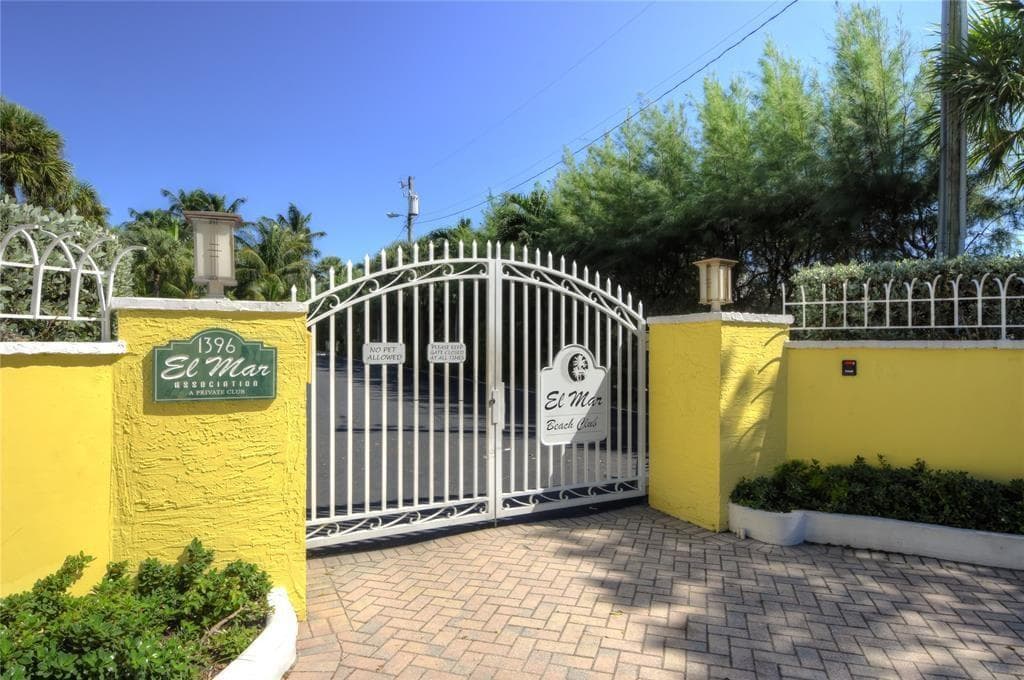 1391 S Ocean Boulevard 204 photo 20