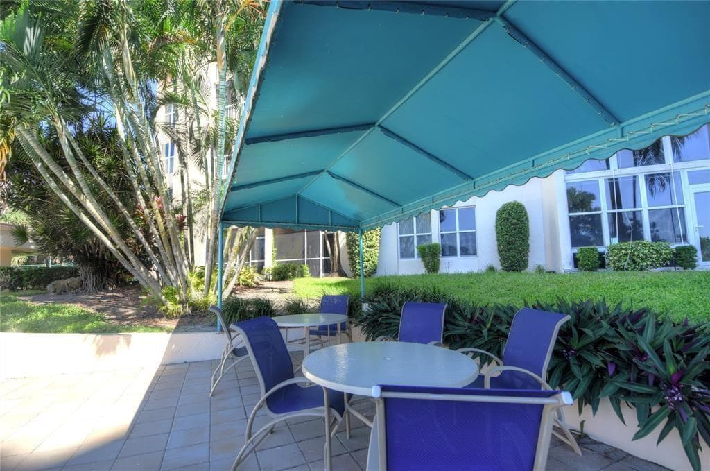 1391 S Ocean Boulevard 204 photo 15