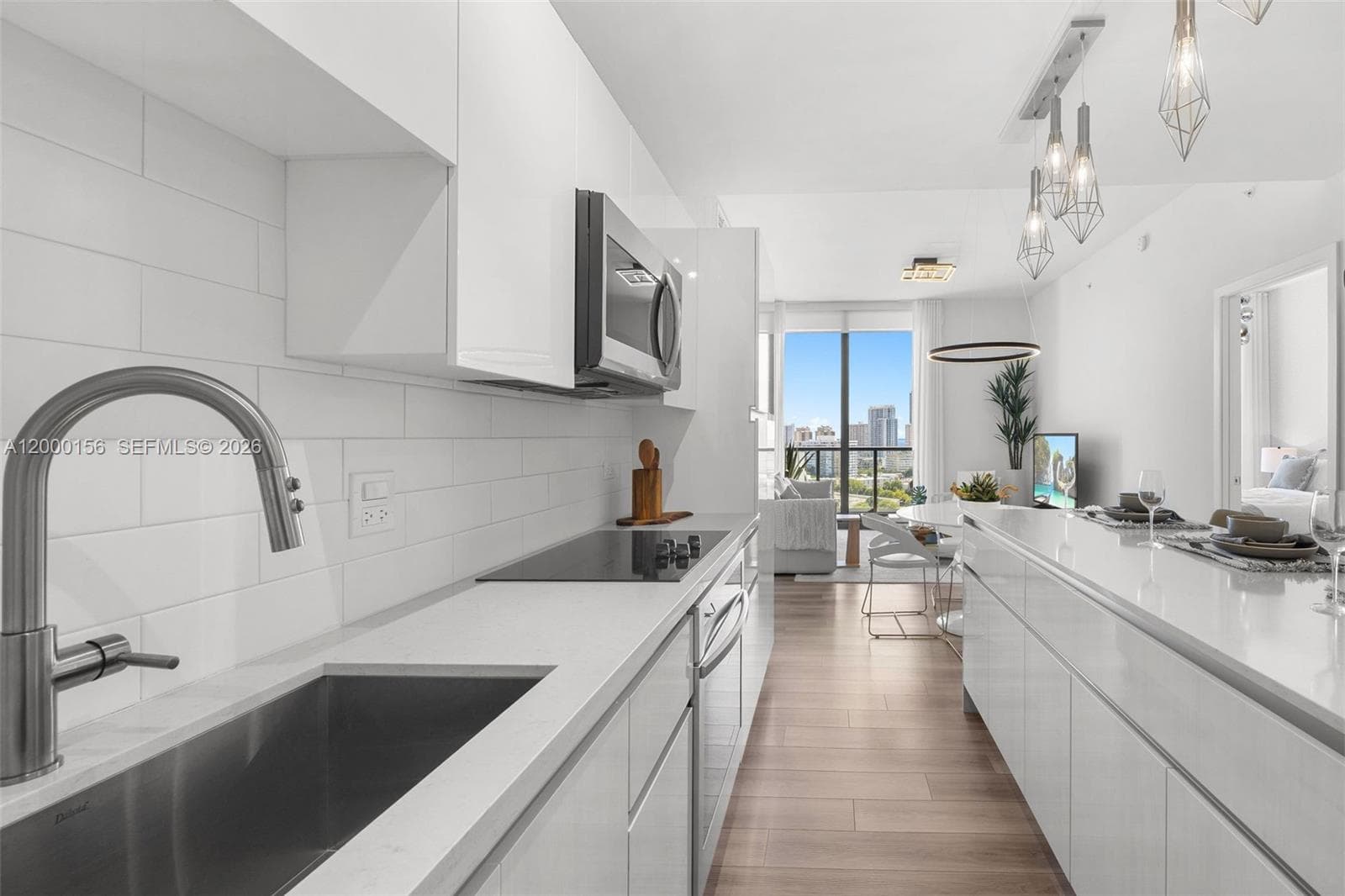 101 Diplomat Pkwy 808 photo 1