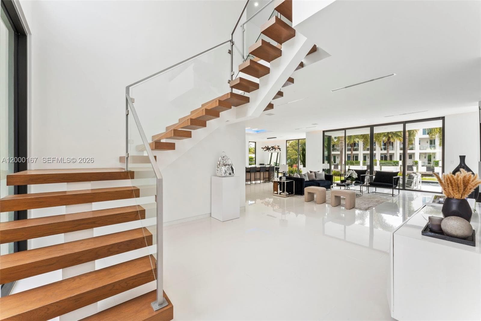 4232 Tradewinds Ave photo 5