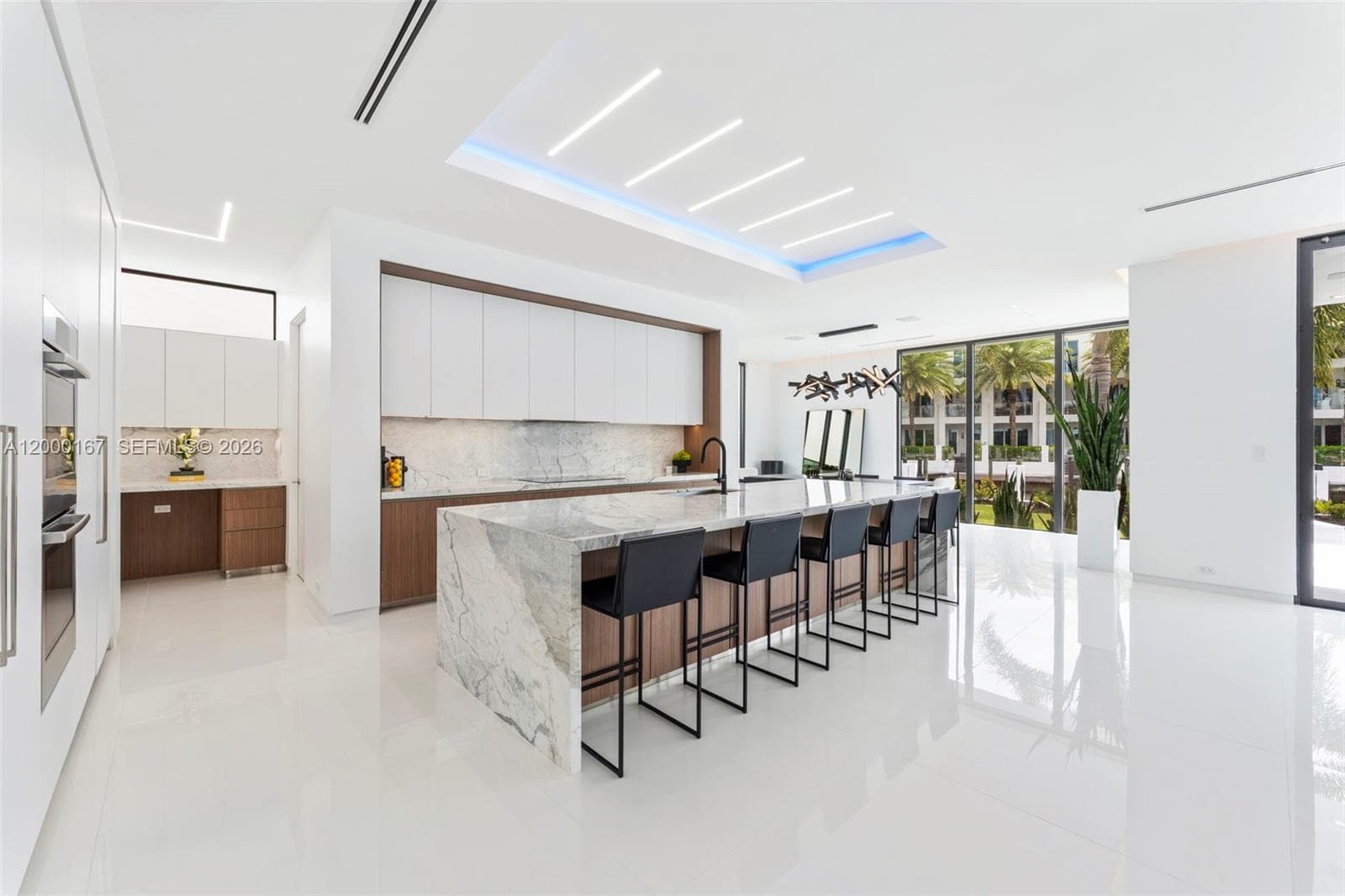 4232 Tradewinds Ave photo 10