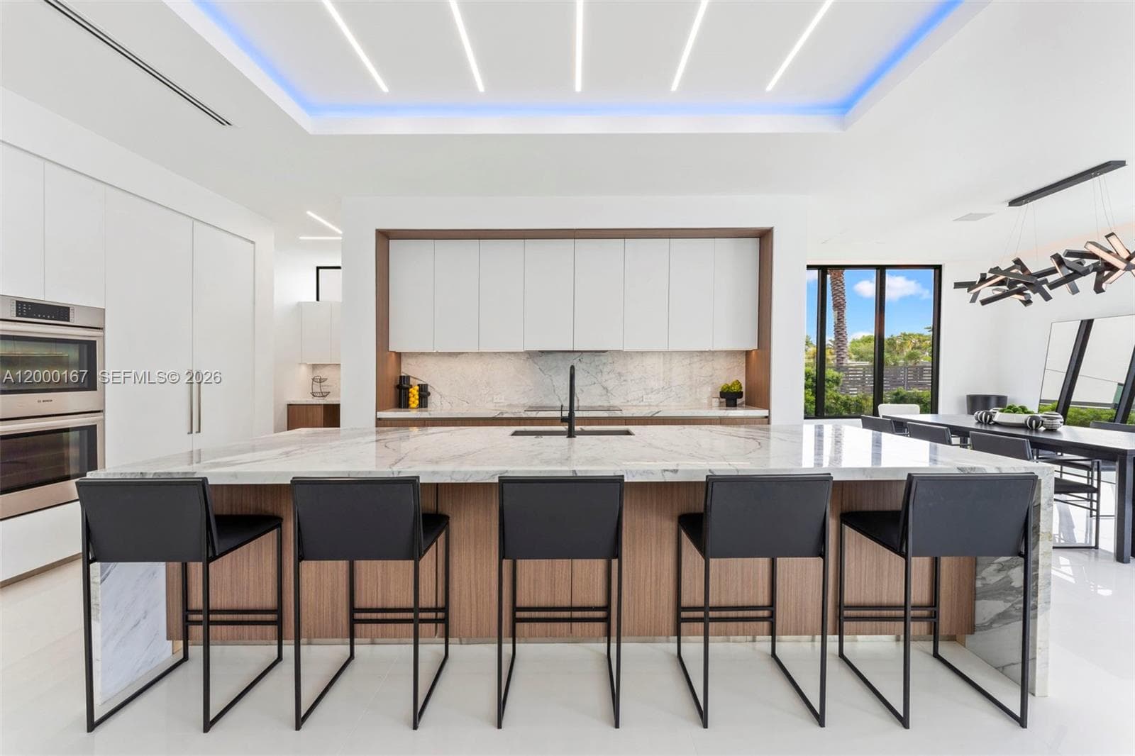 4232 Tradewinds Ave photo 8