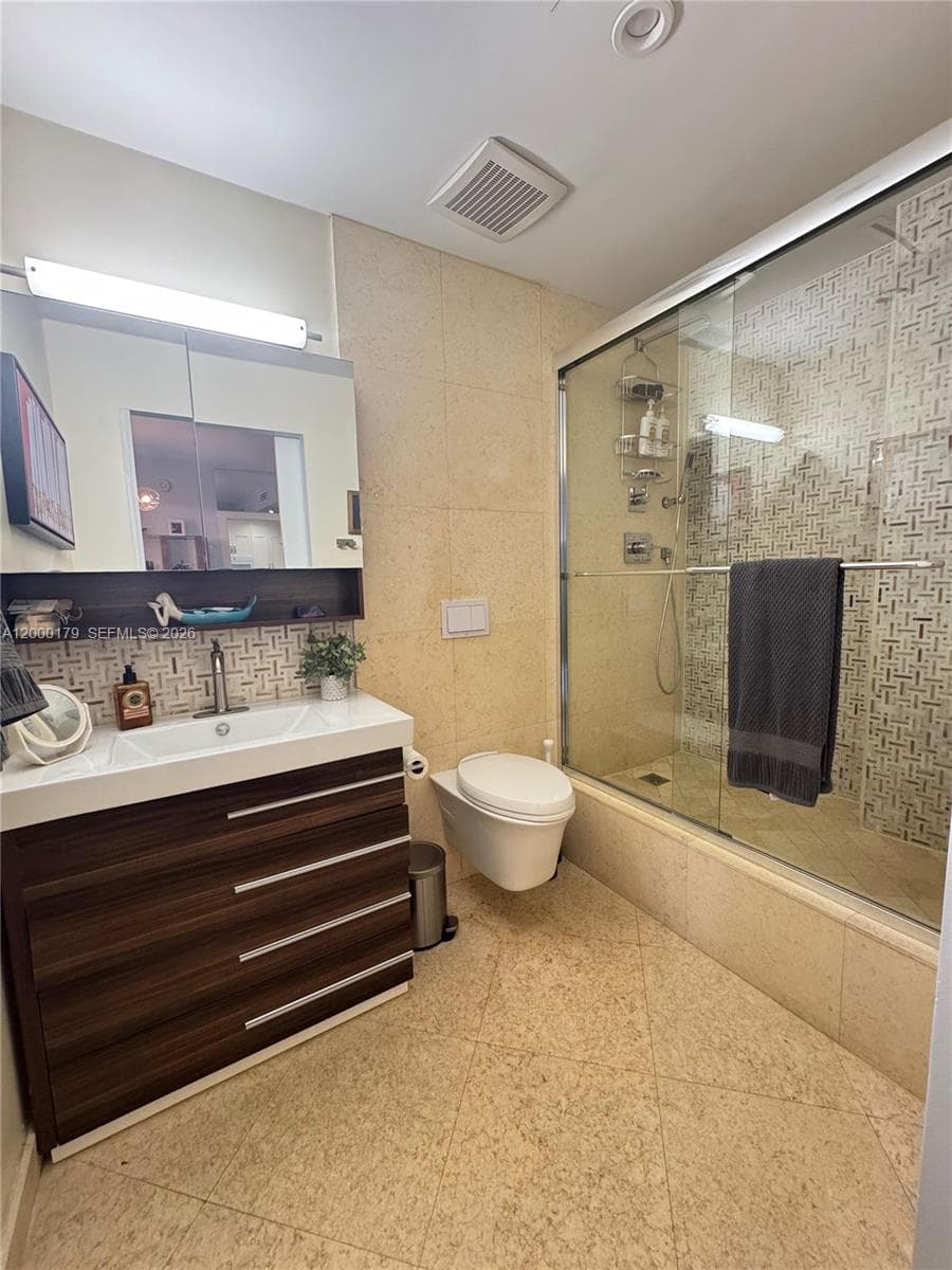 10185 collins ph 20 photo 11