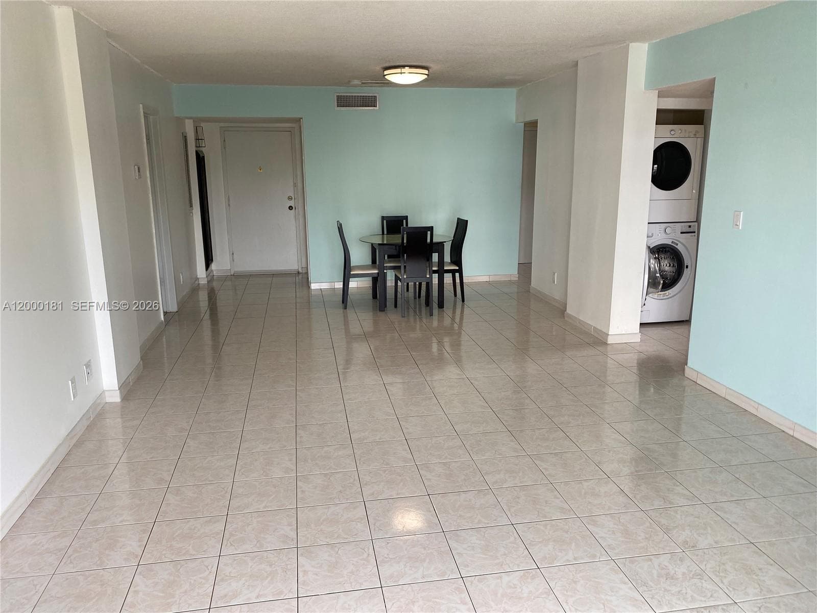 1900 Diana Dr 3D photo 23