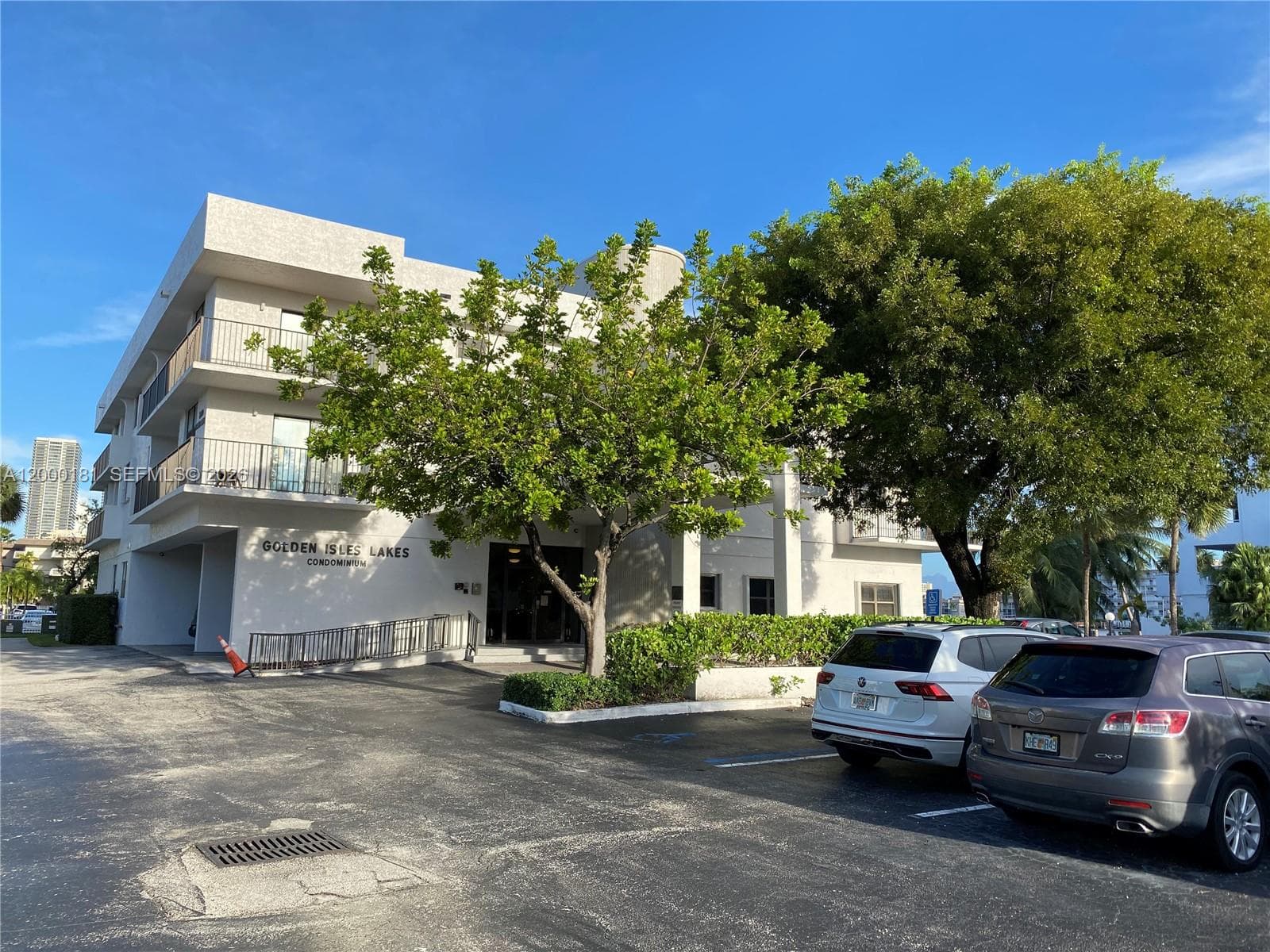 1900 Diana Dr 3D photo 2