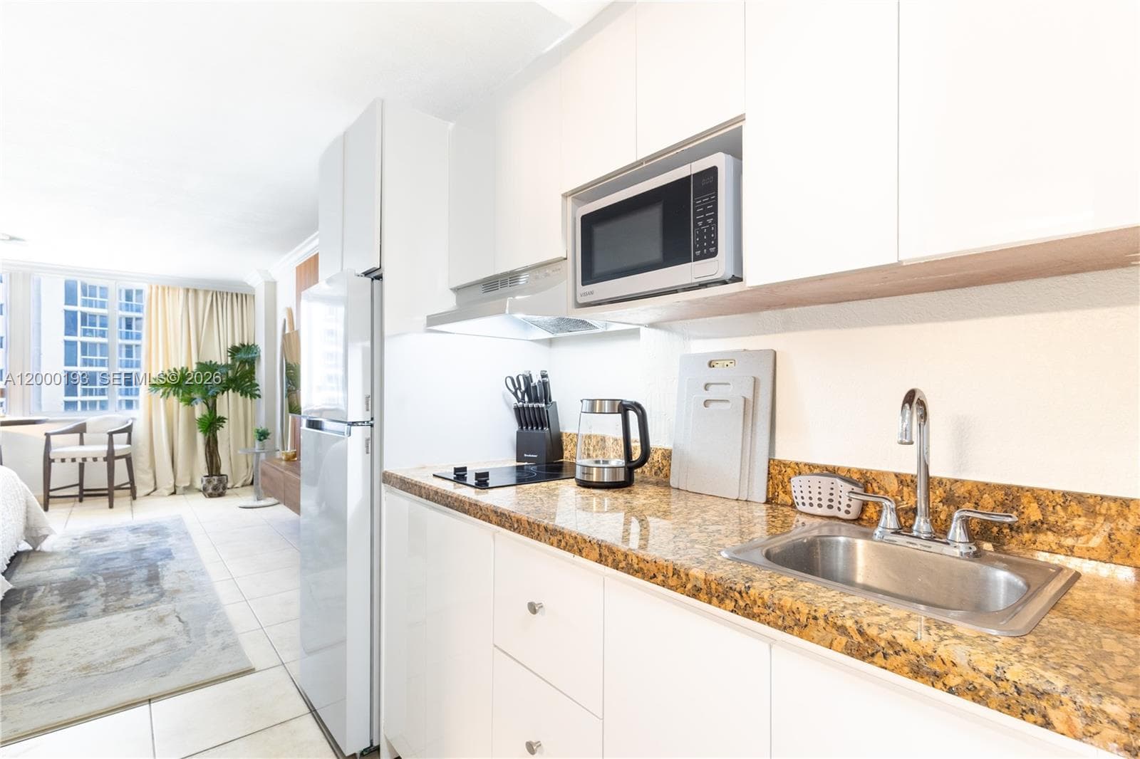 19201 Collins Ave 1123 photo 10