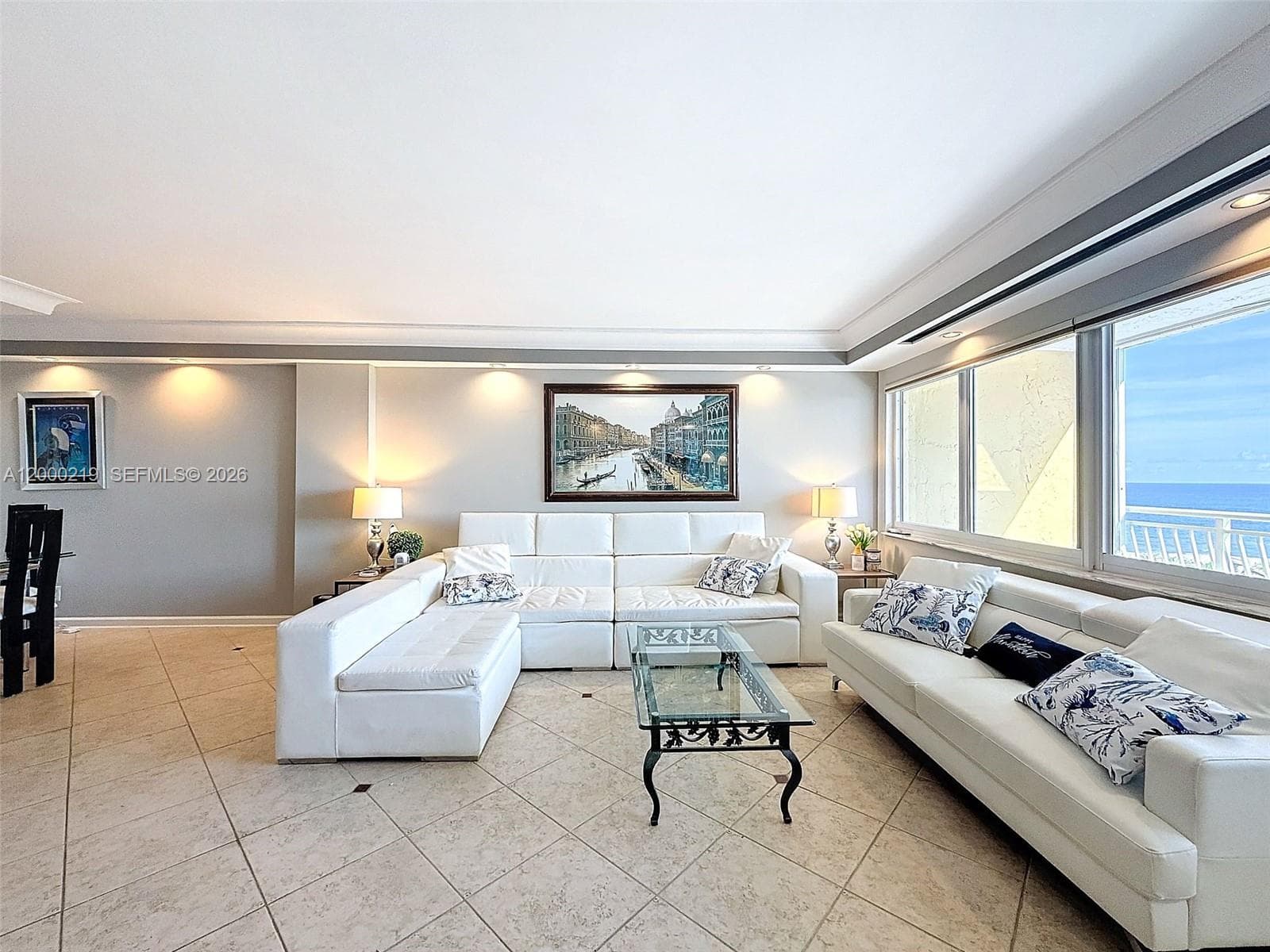 328 Ocean Blvd 707 photo 6