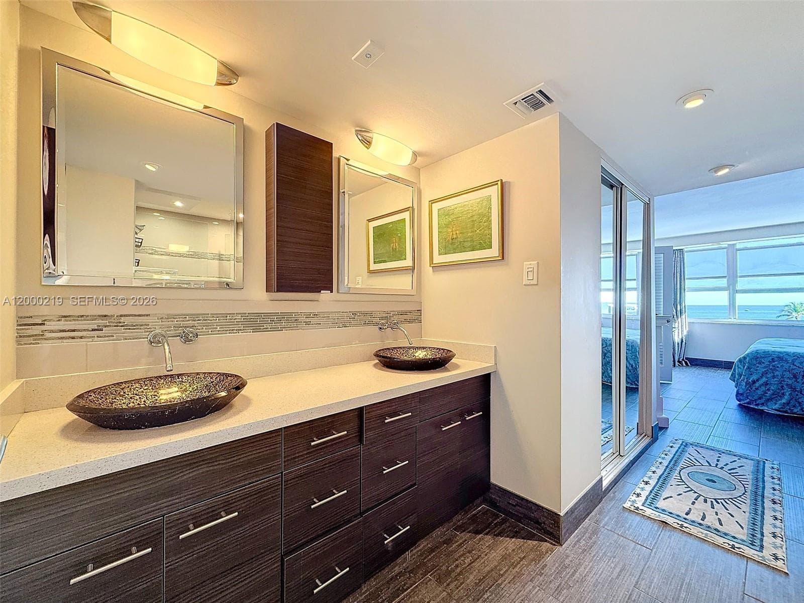 328 Ocean Blvd 707 photo 8