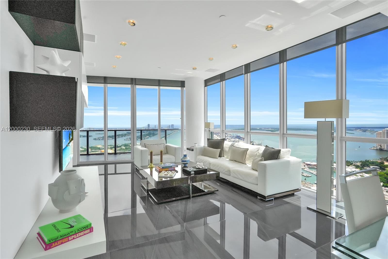 1100 Biscayne Blvd 6001 photo 15