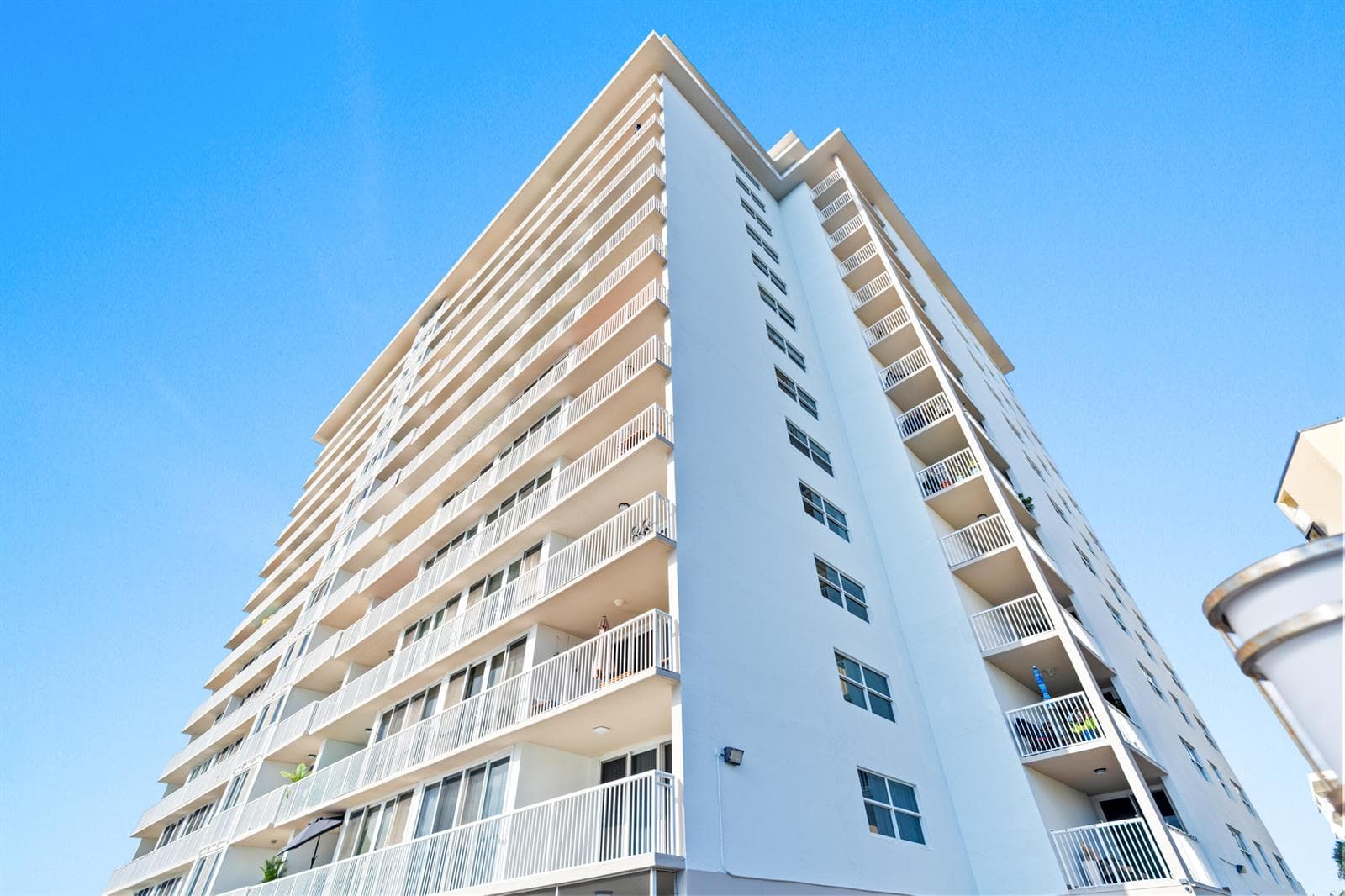 121 Golden Isles Drive Ph1 photo 6