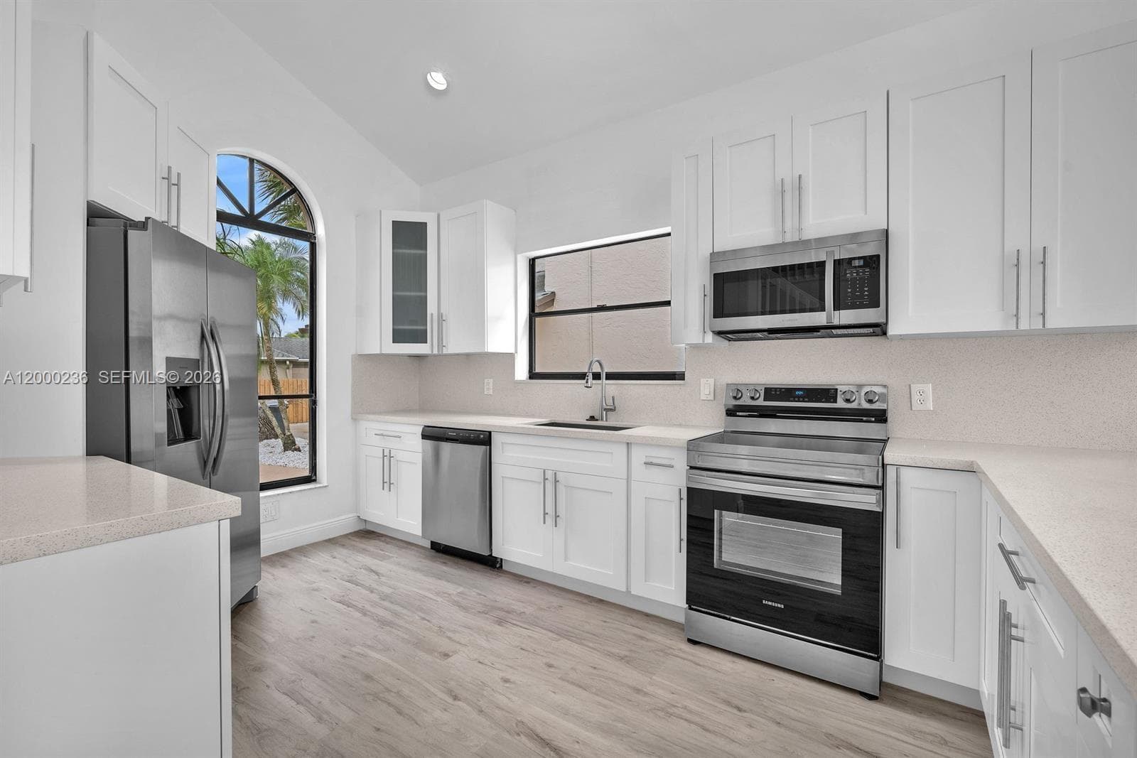 8694 Kimble Way 8694 photo 7